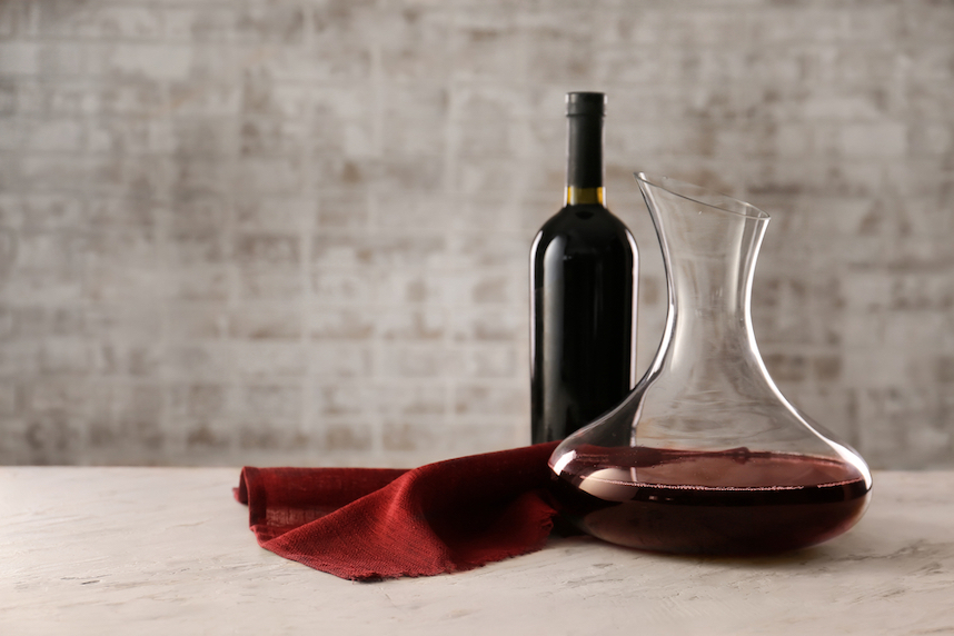 Decanter per il vino: a cosa serve e quando deve essere utilizzato?